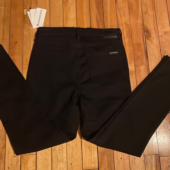 High Rise Calvin Klein Jeans - Picture 6 of 7